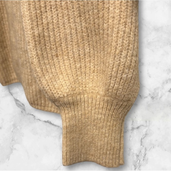 Women’s ASOS Curve Cream Round Neck Long Sleeve Sweater Size 14 - Picture 5 of 5